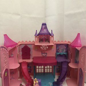 Barbie The Princess & The Popstar Musical Castle